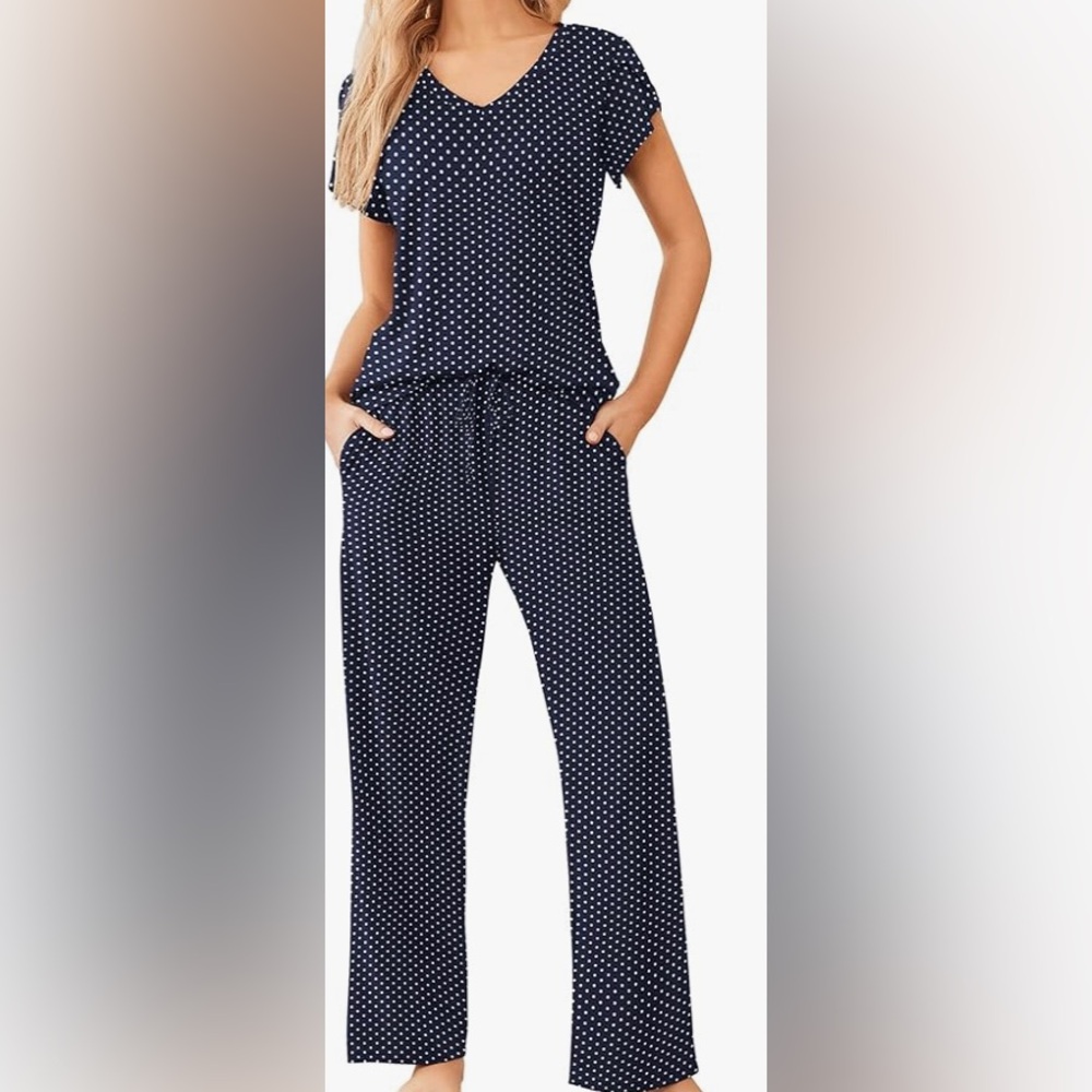 NWOT Navy Blue & White Polka Dot Pajama PJs Set Women’s Sz S SS Top & Pants